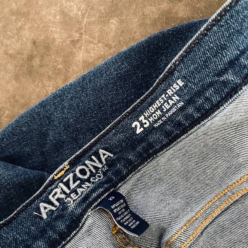 Arizona Jean Company Arizona highest rise semi relaxed fit with tapered leg mom jeans