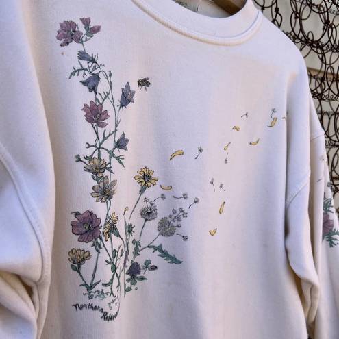 Northern Reflections Vintage 90s  flower petals in the wind sweatshirt SMALL