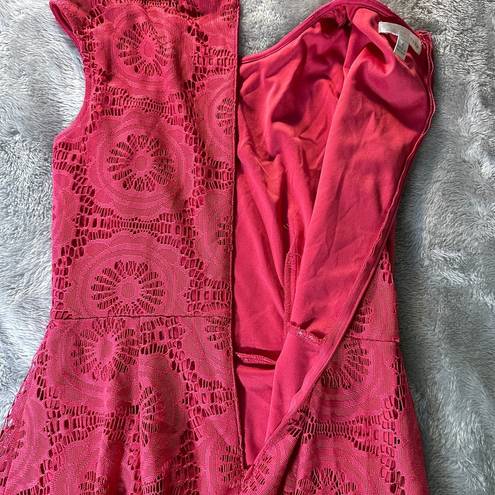 London Times  Women's Size 4 Pink Sleeveless Lace Dress