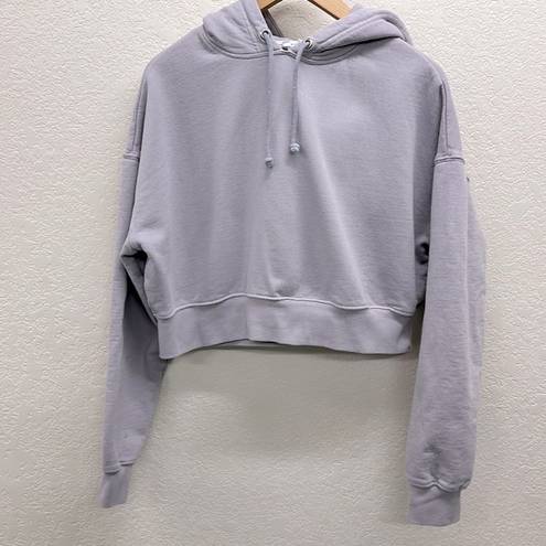 Good American Cool Crop Hoodie in Lilac 3