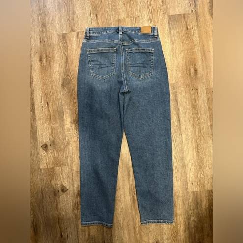 American Eagle  Mom Jeans Women’s Size 8