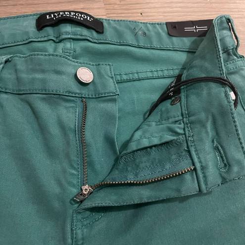 Liverpool NWT  Kaylee Skinny Ankle Jeans in Green Size 6. Inseam about 27.5”