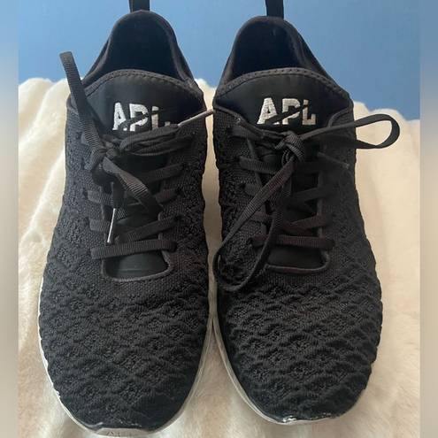 APL Techloom Black Sneakers