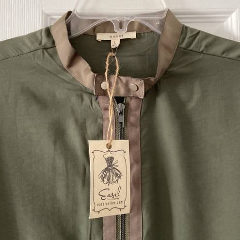 easel  shirt / jacket olive green color very beautiful size L