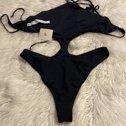 Fabletics  Swim one piece color black brand new with tag size XL