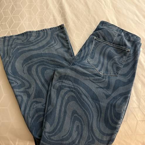 Hollister Size XL Blue Marble Zebra Print Ultra High Rise Flare Leg Jeans