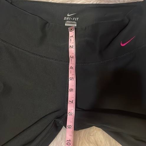 Nike  Black Cropped Pants