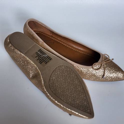 Candie's  Balero gold glitter bow flats size 9½