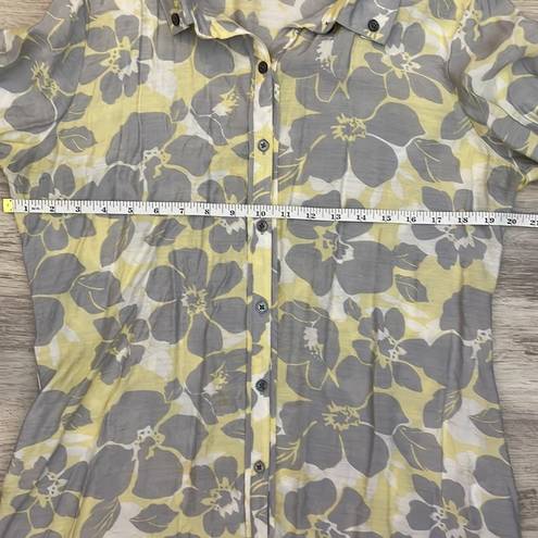 Coldwater Creek Pale Yellow Gray & White Floral Print Button Down Roll Up Sleeve