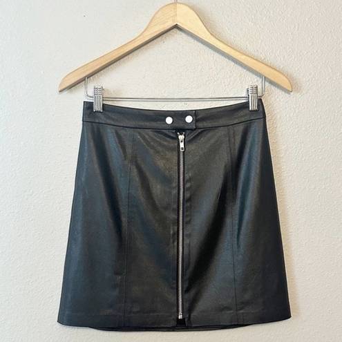 n: Philanthropy Faux Leather Front Zip Mini Skirt Women's Size Small EUC