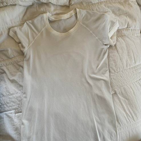 Lululemon Swiftly Tech Short Sleeve Shirt