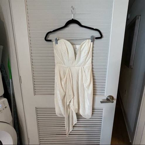 Michelle Mason 𝅺NEW  velvet strapless mini dress