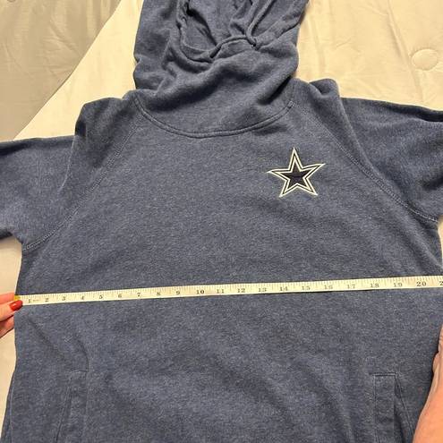 Mitchell & Ness  Throwback Dallas Cowboy Hoodie.