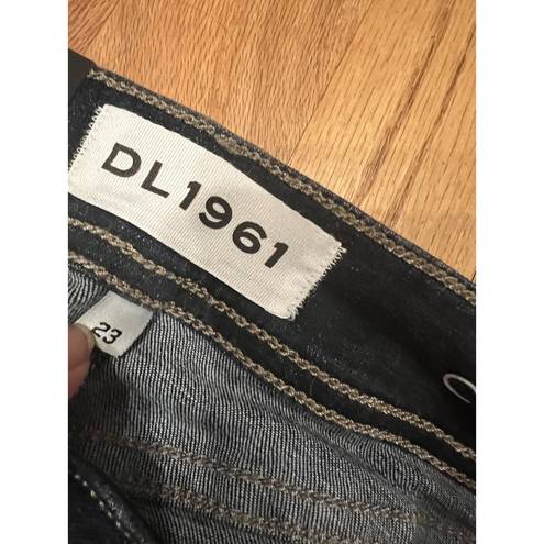 DL1961  Premium Denim Coco Dekalb Straight Leg Jean Women's Blue 23