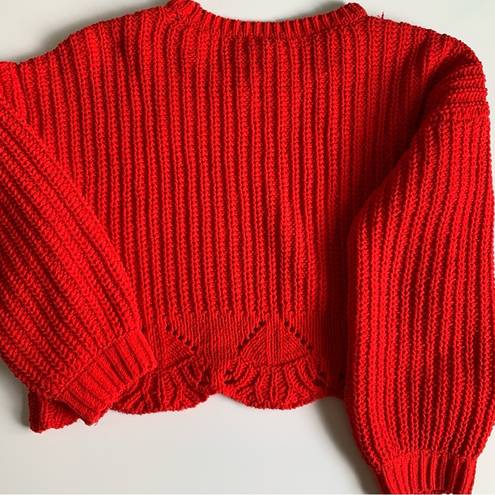 Alya  Cable Knit Chunky Bright Red Crew Neck Long Sleeve Crop Sweater Size Medium