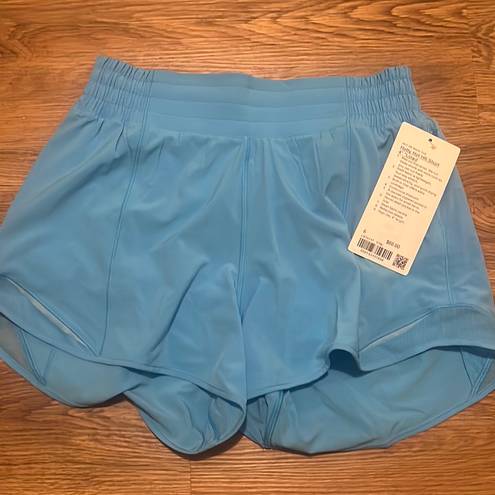 Lululemon Hotty Hot Shorts 4”