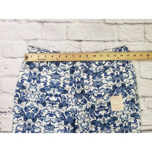 St. John’s Bay NEW St John's Bay Women's Size 6 Blue Floral Print Capri Pants Mid Rise