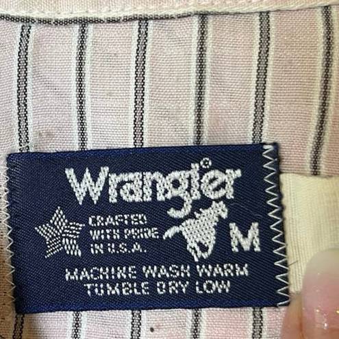 Wrangler , Ladies,Pink Pin Striped, Pearl Snap, Medium Shirt