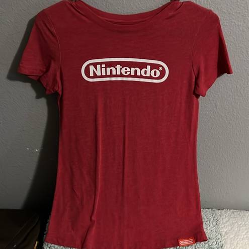 Nintendo  Short Sleeve Red Tee Size Small
