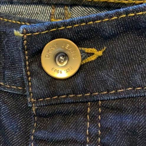 DKNY  Jeans dark wash straight leg size 10