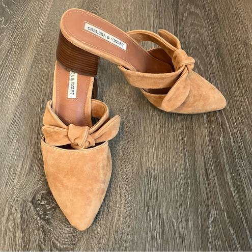 Chelsea and Violet  Tan Suede Leather Molly Bow Heel Mule Women’s Size 6