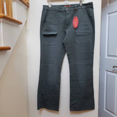 Lee NWT  Fade Green Bootcut Jean Size 15/16M Long See Description