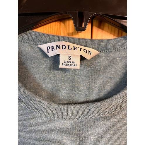 Pendleton  T-shirt heavy weight size small (2356)￼