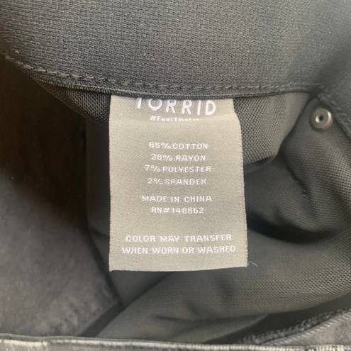 Torrid Deep Black Vintage 5-Inch High Rise Button Fly Stretch Denim Shorts