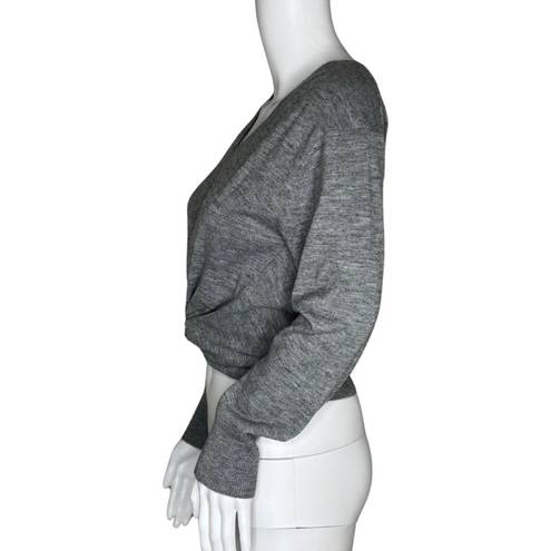 JOA  Sweater Womens Medium Gray Twist Front Cropped Basic Neutral Minimalist