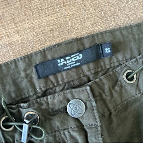 Jaded London  khaki low rise cargo green pants