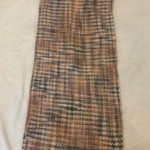 infinity Demdaco  pink woven threads scarf EUC