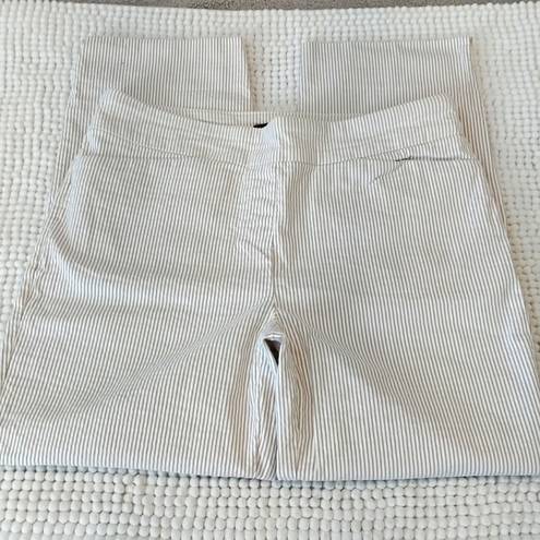Hilary Radley Women's  Cropped Pants White Gray Stripe Size Med EUC #7954