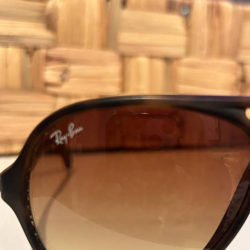 Ray-Ban Polished Havana Sunglasses 