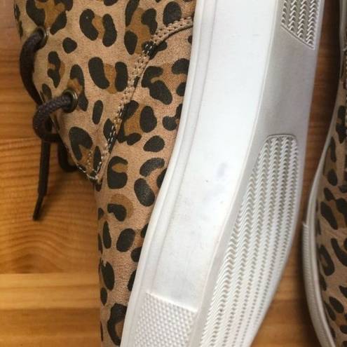 Gap  Womens Cheetah Print Midtop Sneaker Sz 8