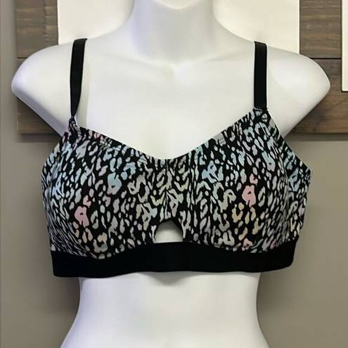 Torrid  Curve Black Pastel Design Keyhole Pullover Adjustable Sports Bra- Size 1