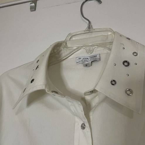 St. John  Sport Ivory White button down collared shirt eyelet hardware size small