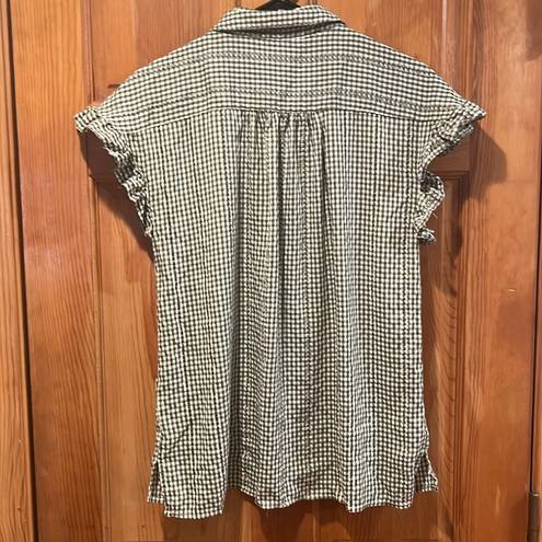 Max Studio  women’s ruff cap sleeve button down shirt size large .