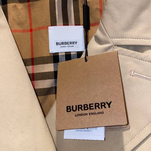 Burberry 🆕  Islington Short Trench Coat AUTHENTIC