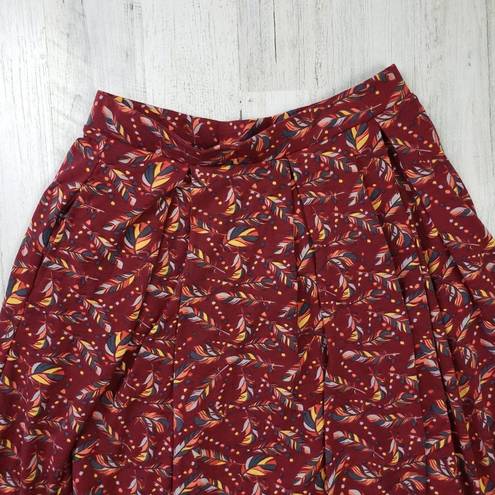 LuLaRoe  Pleated A-Line Red Feather Print Mini Skirt Women's Size Medium