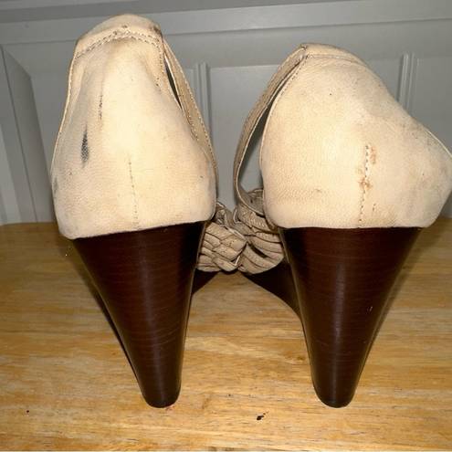 Ralph Lauren Lauren  Damalisa tan strappy wedge sandal women 8