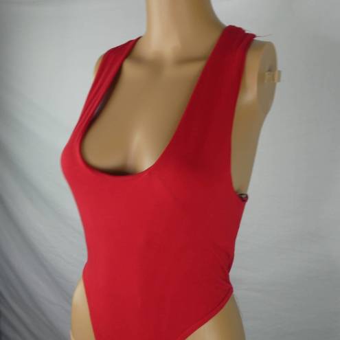 Missguided  Scoop Plunge Neck High Leg Red Bodysuit Snap Bottom Sexy Racy NWT 6