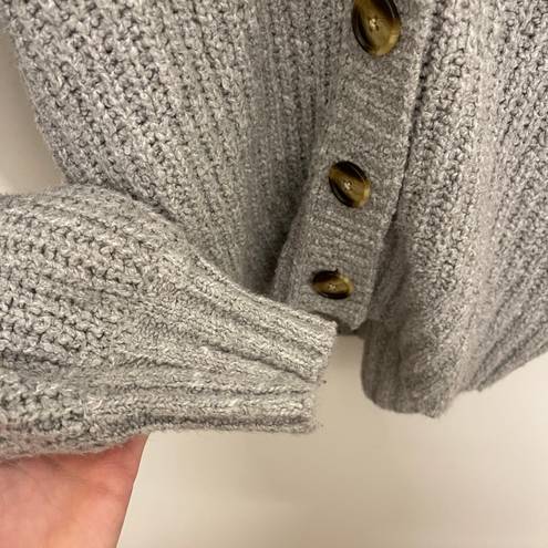 American Eagle Oversized Chunky Knit Grey Cardigan