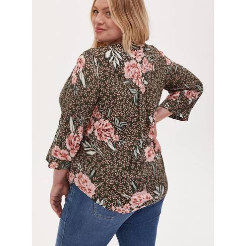 Torrid  Floral Harper Top Sz 3 Roll Tab Sleeves Split Neck Challis Blouse Pockets