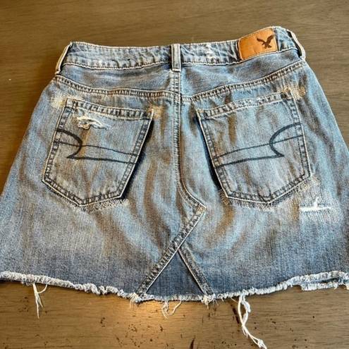 American Eagle  Button‎ Distressed Jean Skirt Women's Size 4