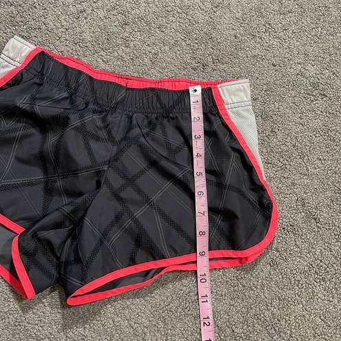 Xersion  Semi Fit Neon Pink & Black Athletic Short | Size S