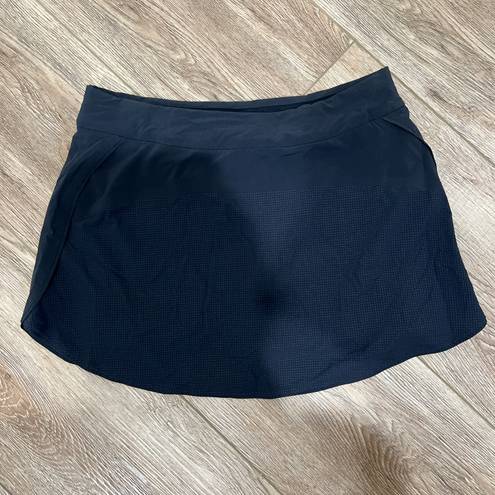 Outdoor Voices skort