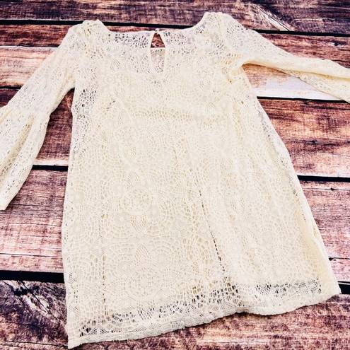 American Eagle  Lace Bell Sleeve Mini Dress‎ Medium Cream Geometric Keyhole Back