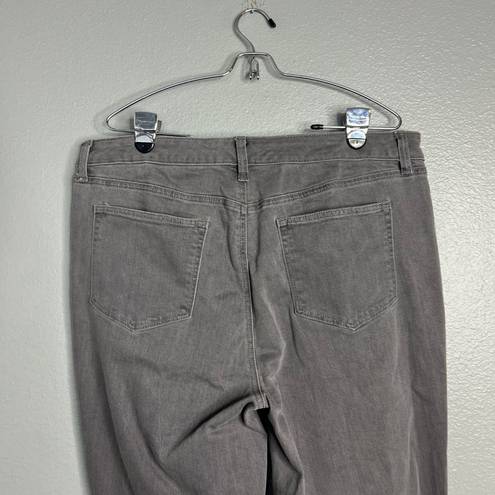 Talbots NWOT  Flawless High Waist Straight Leg Jeans Gray *Defect 16P