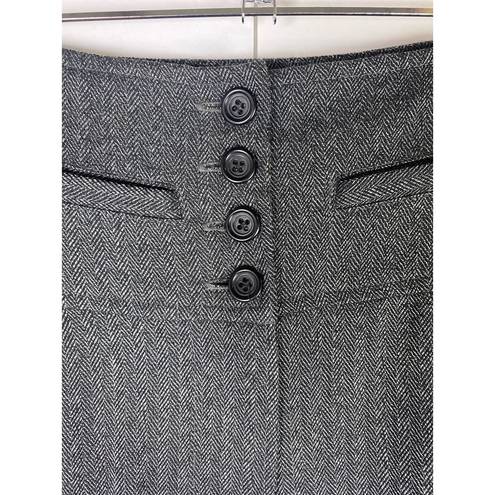 BCBGeneration Size 2 Gray Button Fly A-Line Pencil Skirt Office Career Business