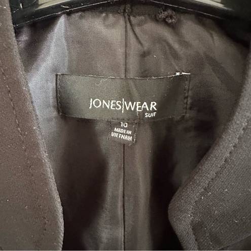 Jones Wear  Black Tie Waist Suit Jacket